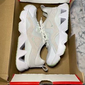 Women’s Nike RZY sneaker size 9